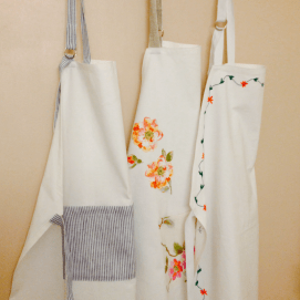 un drap ancien recyclé en tabliers