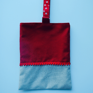 Pochette en coton rouge et lin ecru